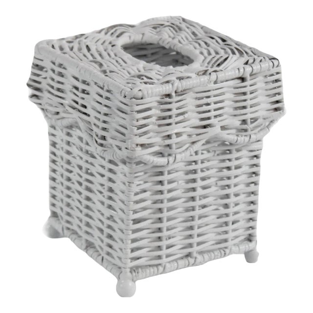 Scalloped Wicker Tissue Box, White For Sale