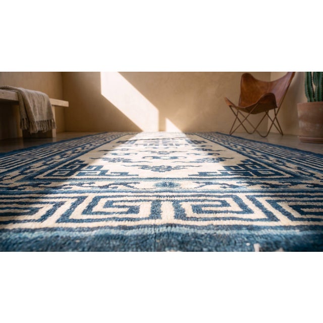 1850s White Blue Medallion Antique Chinese Mongolian Rug 4'0" X 7'6" Handknotted Wool Carpet For Sale - Image 9 of 9