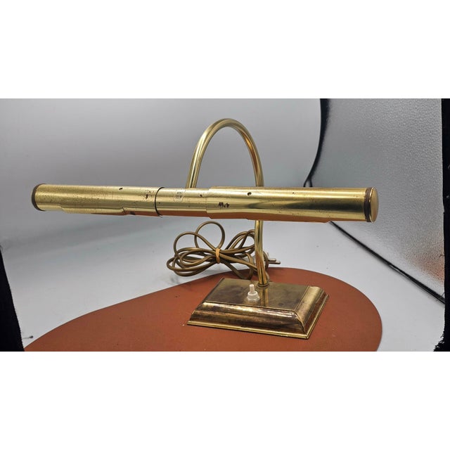 Goldenrod Vintage Brass Banker Lamp, 1970s For Sale - Image 8 of 8