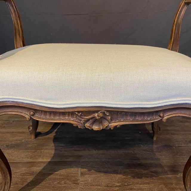 19th Century French Louis XV Carved Walnut Accent Bench, Vanity Seat or Ottoman For Sale - Image 4 of 7
