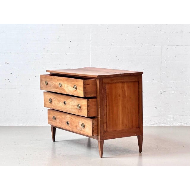 Early 20th Century Antique Neoclassical Chest of 3 Drawers For Sale - Image 16 of 17
