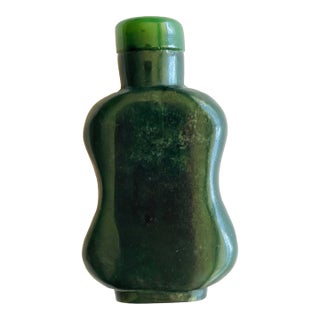 Nephrite Jade Snuff Bottle – Spinach Green With Jade Stopper For Sale
