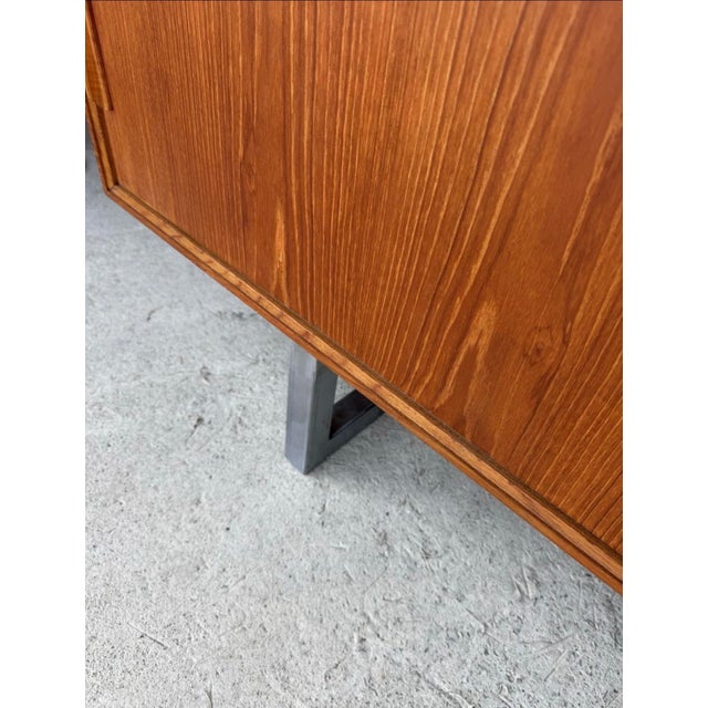 Long Danish Sideboard in Teak For Sale - Image 17 of 18