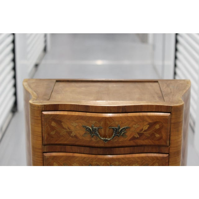 Beige French Inlaid Wood Chest of Drawers, 1930s For Sale - Image 8 of 18