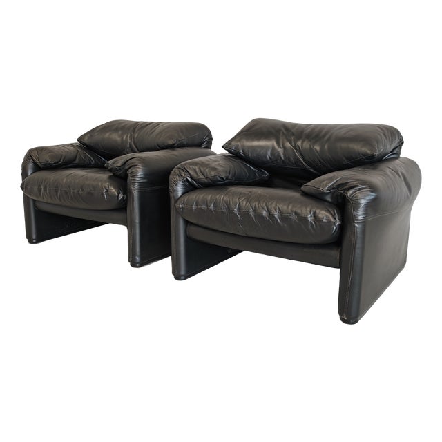 Maralunga Armchairs in Black Leather, 1980s, Set of 2 For Sale