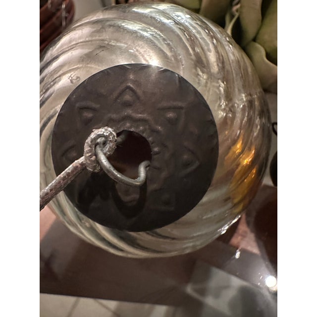 Silver Set of 13 Kugel / Kugel Style Mercury Glass Ornaments in Silver, Gold, and Red For Sale - Image 8 of 16