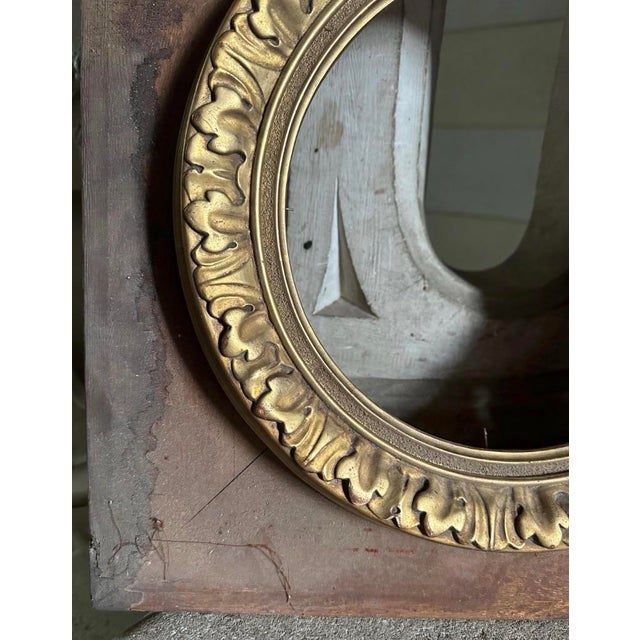 Antique French Giltwood Oval Picture Frames, Pair With Acanthus Leaf Carving For Sale - Image 4 of 7