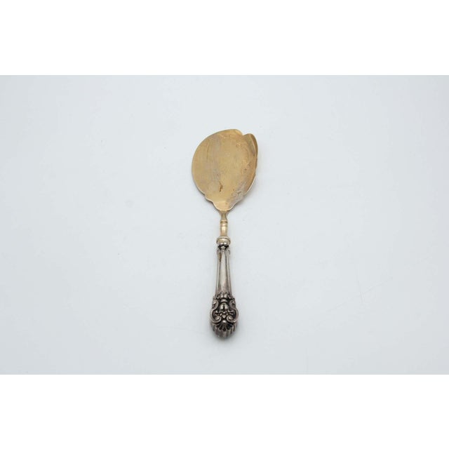 Silver Spatula for Desserts and Sweets, Golden and Embossed For Sale - Image 4 of 5