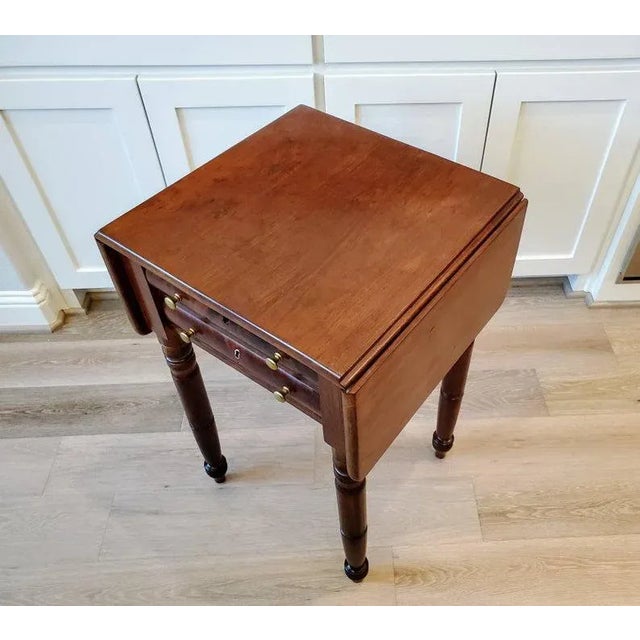 American 19th Century American Federal Period Sheraton Mahogany Drop Leaf Pembroke Work Table For Sale - Image 3 of 11