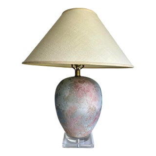 1980s Postmodern Metal and Lucite Pink Blue Table Lamp For Sale