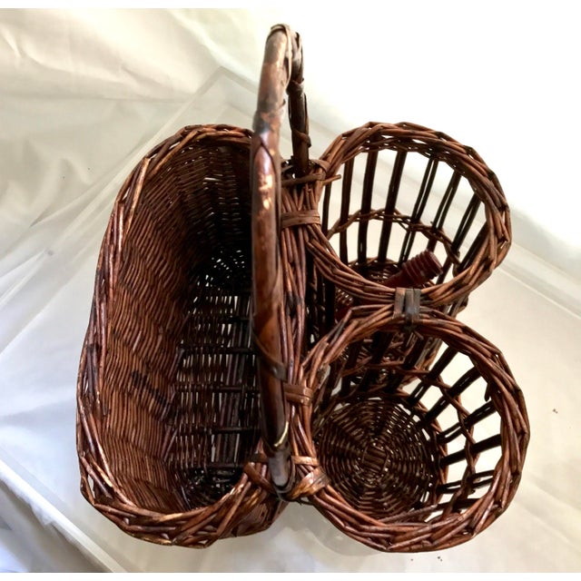 French Provincial Vintage Rattan and Wicker Wine and Picnic Basket For Sale - Image 3 of 3