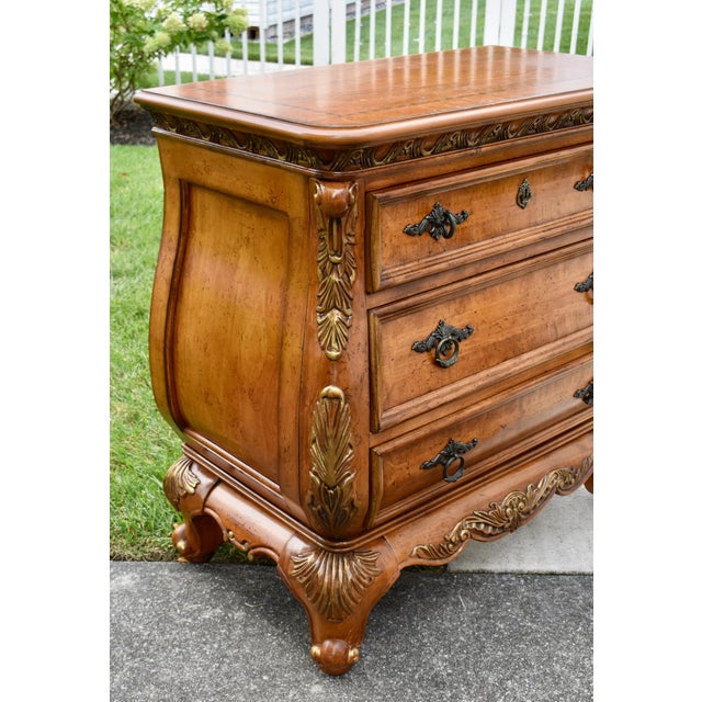 Brown Legacy Carved Pine Chest Bombe French Provincial 3 Drawer Bachelors Chest W/Gold For Sale - Image 8 of 15