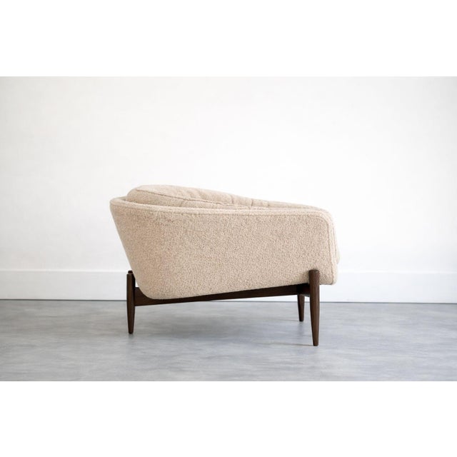 Set of MCM Sculptural Walnut Tripod Lounge Chairs in Bouclé, C. 1950s For Sale - Image 4 of 8
