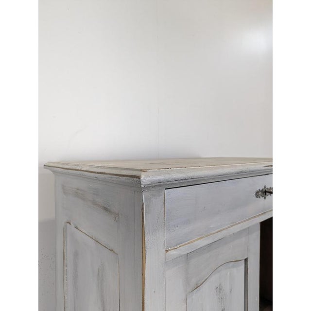 Small 2-Door and Drawer Buffet in White Patinated Wood For Sale - Image 6 of 8