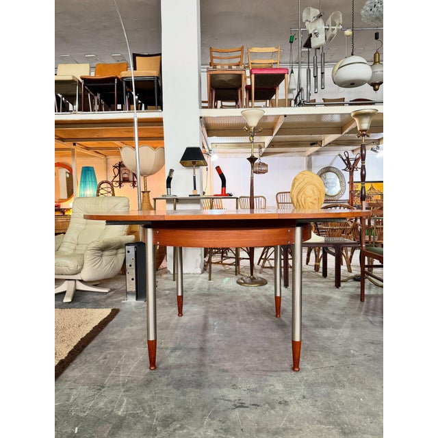 Mid-Century Modern Extendable Round Table with Teak Top and Feet and Satin-Finish Metal Legs, 1960s For Sale - Image 3 of 8