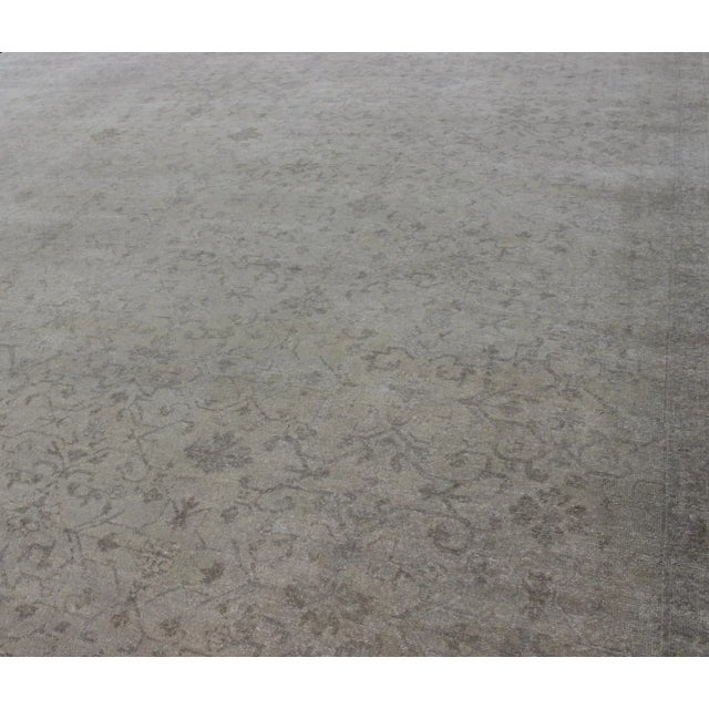 Large Transitional Rug With All-Over Design in Tan, Gray, Silver, Light Taupe For Sale - Image 9 of 13