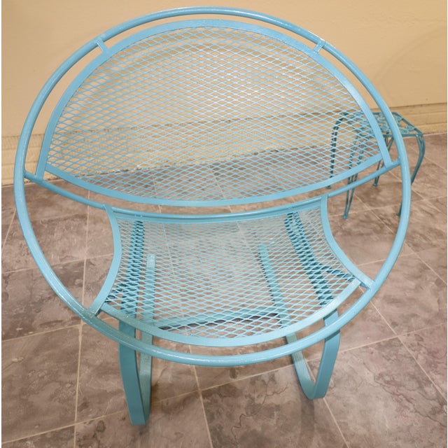 Teal Four Maurizio Tempestini for Salterini “Radar” Cantilever Lounge Chairs With Table, 1950s, Attributed For Sale - Image 8 of 17