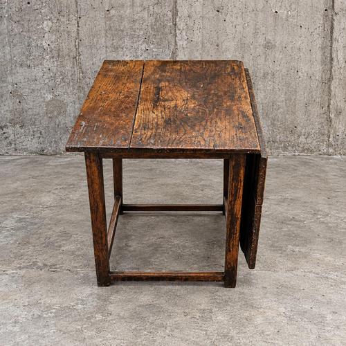 2000 - 2009 Drop Leaf Gate Leg Side Table, 1930s For Sale - Image 5 of 6