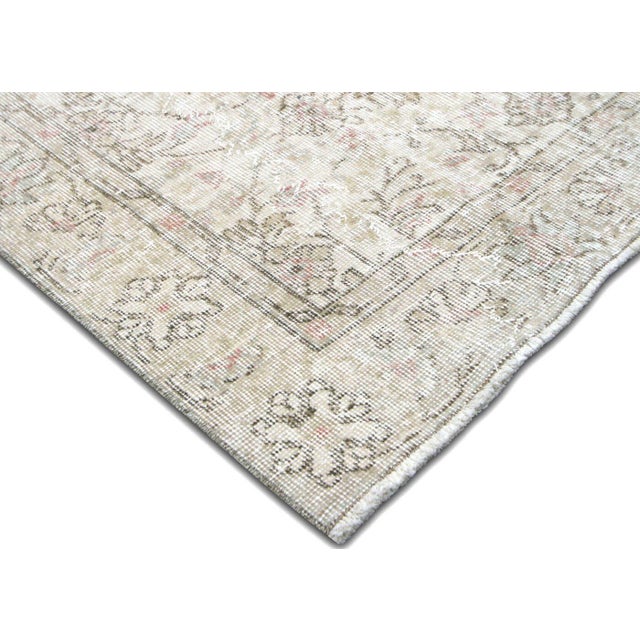 Traditional 1960s Turkish Oushak Rug For Sale - Image 3 of 6