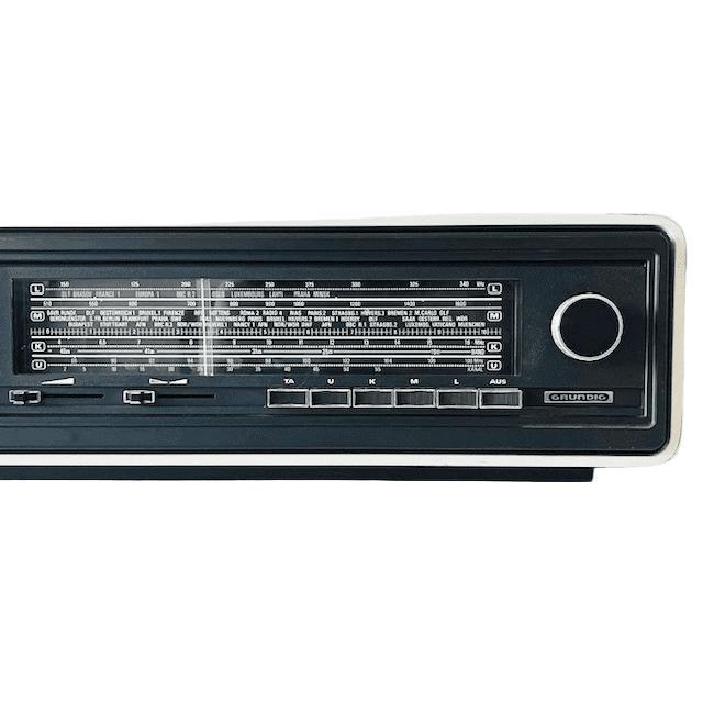 Vintage RF 420 Grundig Radio in White, 1970s For Sale - Image 4 of 11