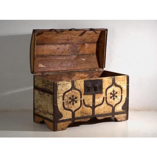 Antique Iron-Bound Chest in Pine, Central Europe, 1780 For Sale - Image 6 of 15