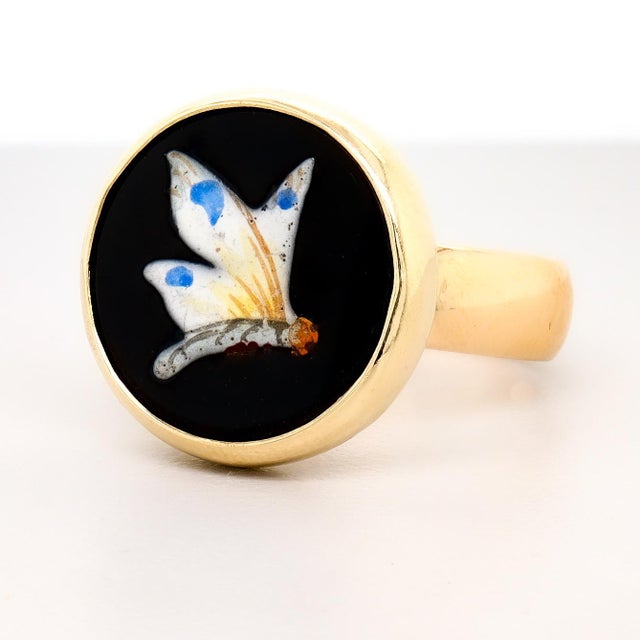 Vintage 9k Yellow Gold & Enamel Butterfly Signet Style Ring For Sale - Image 10 of 12
