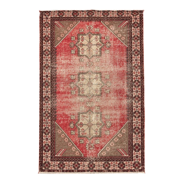Vintage Distressed Geometric Rug Three Medallion Design – 49″ × 74″ For Sale