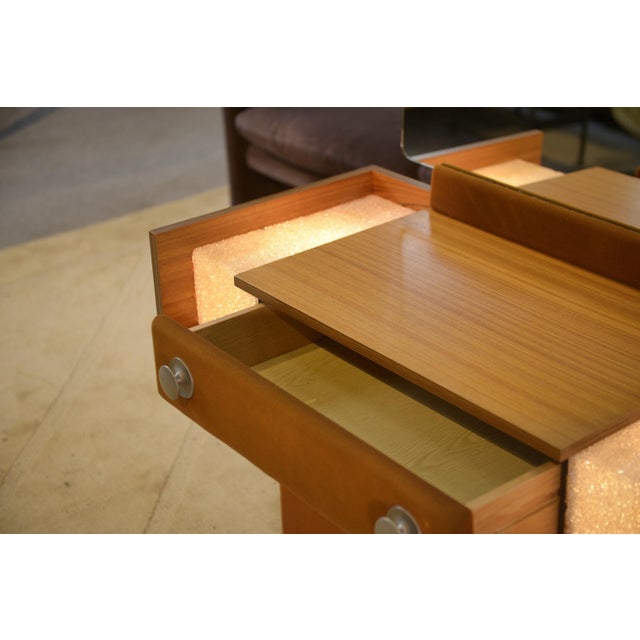 Beige Illuminated Dressing Table, 1980s For Sale - Image 8 of 12