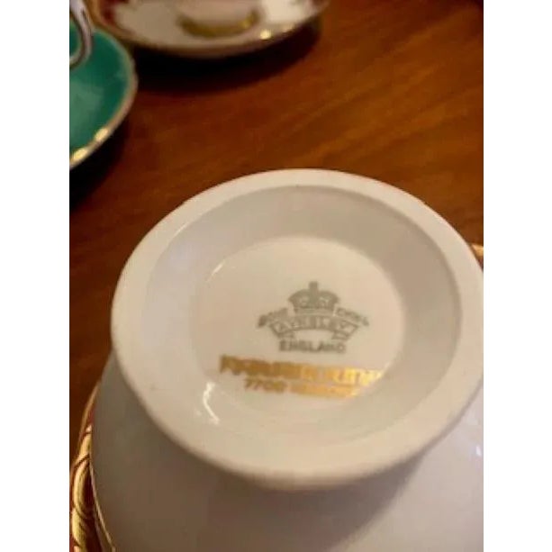 Ceramic 1940s English Cups & Saucers Set- 6 Pieces For Sale - Image 7 of 10