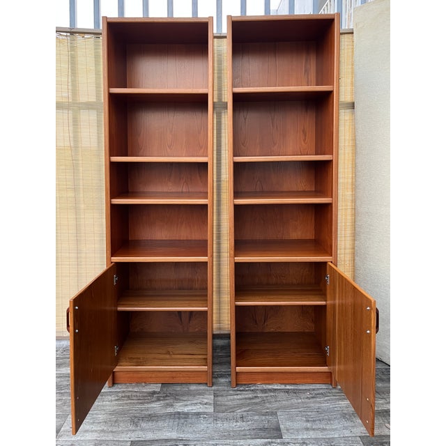 Mid-Century Modern A Pair of Vintage Single-Column Danish Teak Bookcases With Cabinet Storage. Circa 1970s For Sale - Image 3 of 17