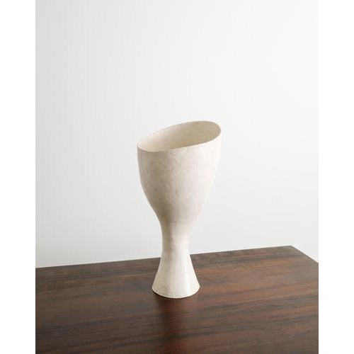 White White Sculptural and Plaster Vase by Grillo Demo For Sale - Image 8 of 8