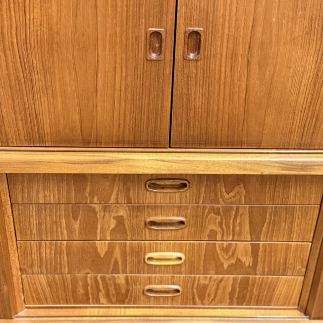 Brown Danish Modern Teak Double Highboard Credenza Built in Bar Cabinet, Circa 1960s For Sale - Image 8 of 10