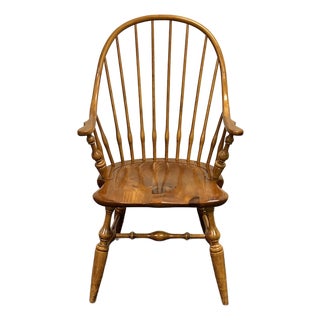 Ethan Allen Country Craftsman Bowback Windsor Armchair For Sale