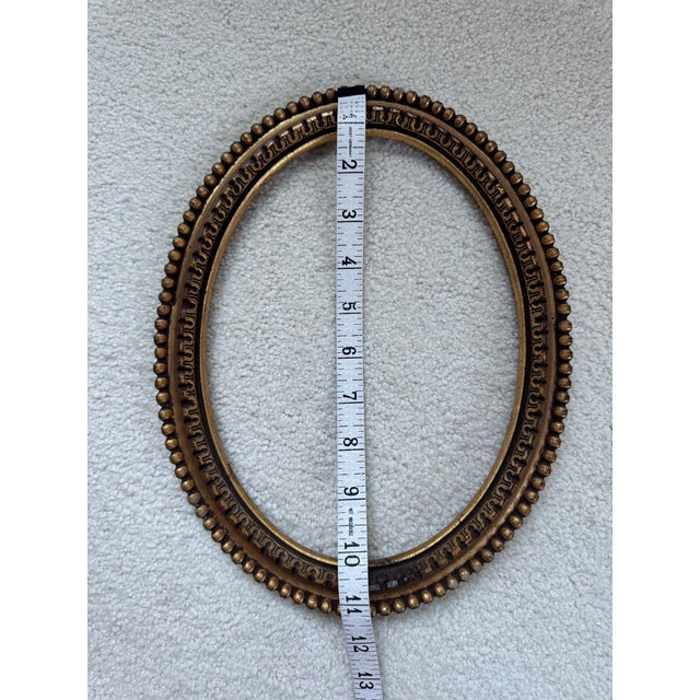 Wood Vintage Ornate Oval Gilt Wood Picture Frame – Greek Key & Beaded Detail For Sale - Image 7 of 8