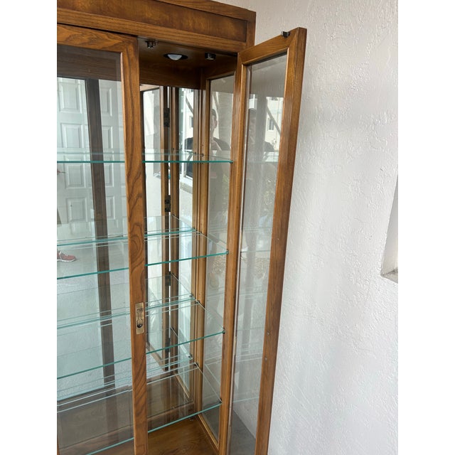 Brown 1980s Henredon Scene One Oak Lighted Curio Cabinet For Sale - Image 8 of 12