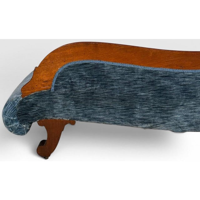 Antique Victorian Mahogany Swan Back Velvet Chaise Longue For Sale - Image 11 of 18