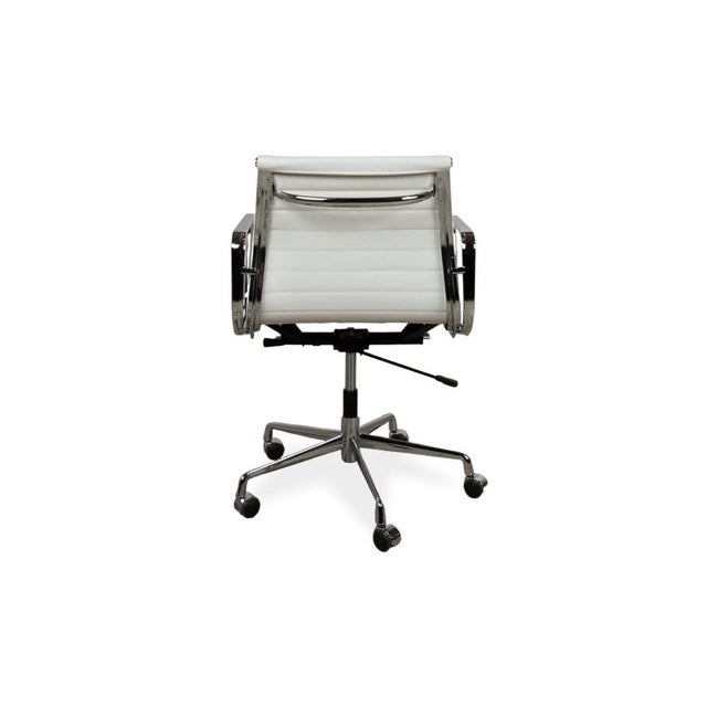 EA117 Leather Chairs from Vitra, Set of 4 For Sale - Image 11 of 12