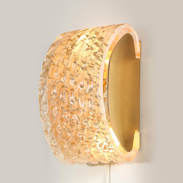 Gold Pair of Modernist Hand-Blown Murano Braided Motif Glass Sconces W/ 24 Karat Gold For Sale - Image 8 of 18