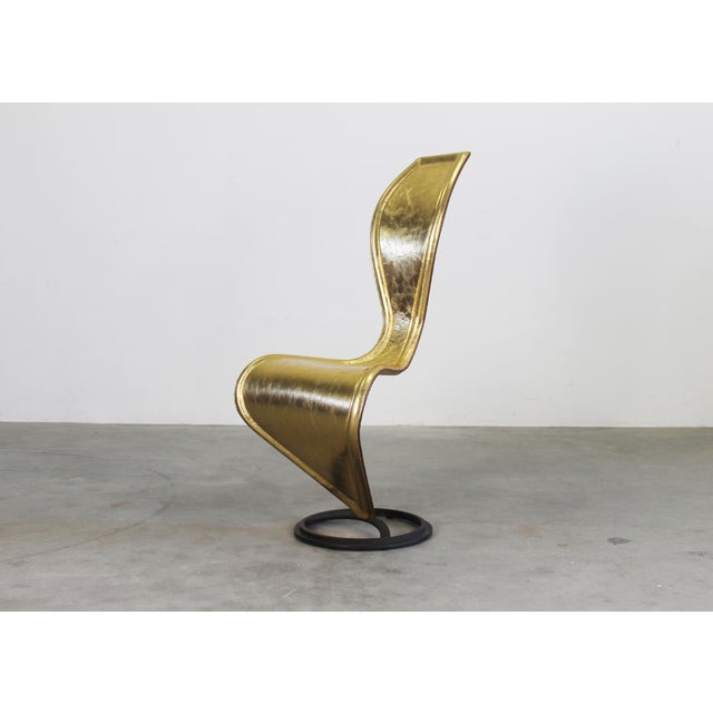 Metal S-Chair in Gold Leather and Metal Structure by Tom Dixon for Cappellini, 2000s For Sale - Image 7 of 7