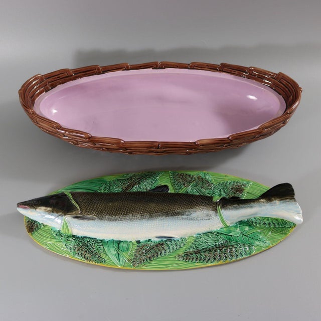 George Jones Majolica Salmon Tureen For Sale - Image 6 of 12