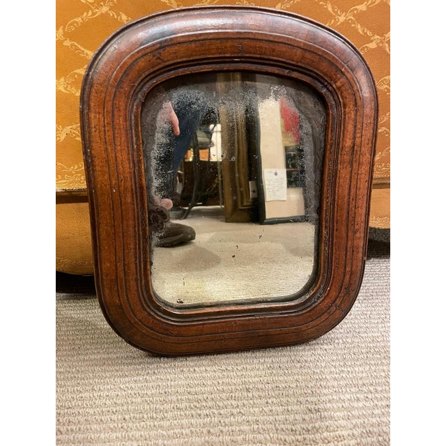 17th Century English Walnut Mirror With Original Glass, Small Scale For Sale In New York - Image 6 of 12