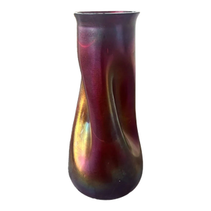Circa 1900 Bohemian Josef Rindskopf Art Nouveau Iridescent Ruby Red Glass Striated Twist Vase