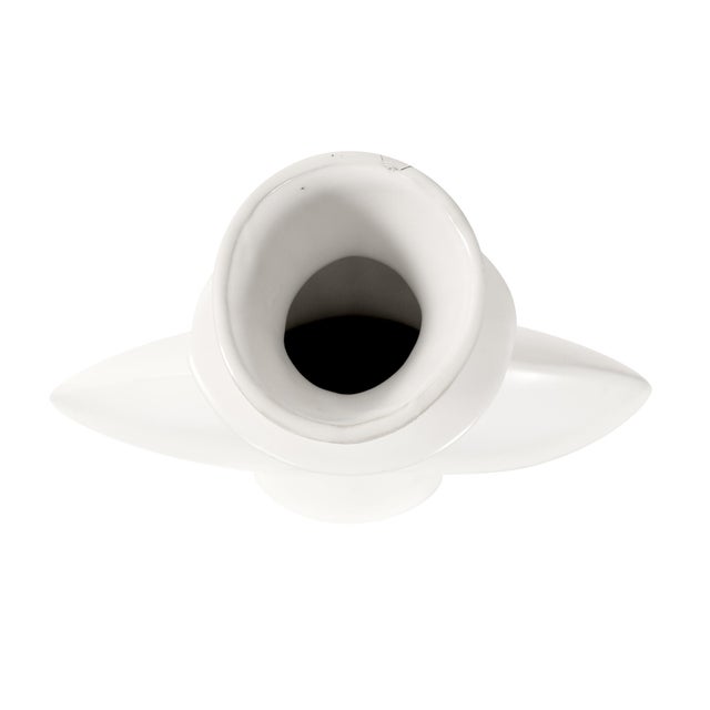 2020s Matte White Towel Vase - Large For Sale - Image 5 of 10
