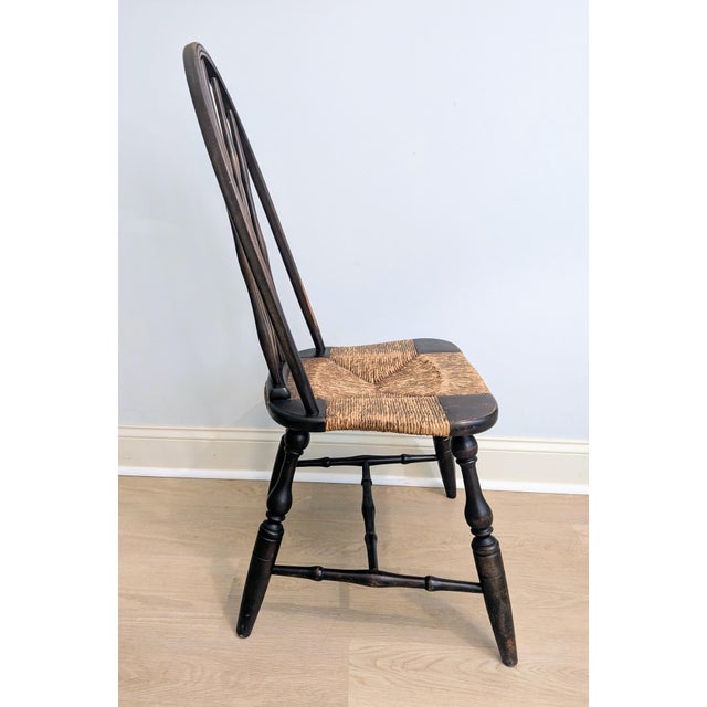 Early 20th Century Antique Bow Back Windsor Chair in John Wanamaker Style For Sale - Image 5 of 11