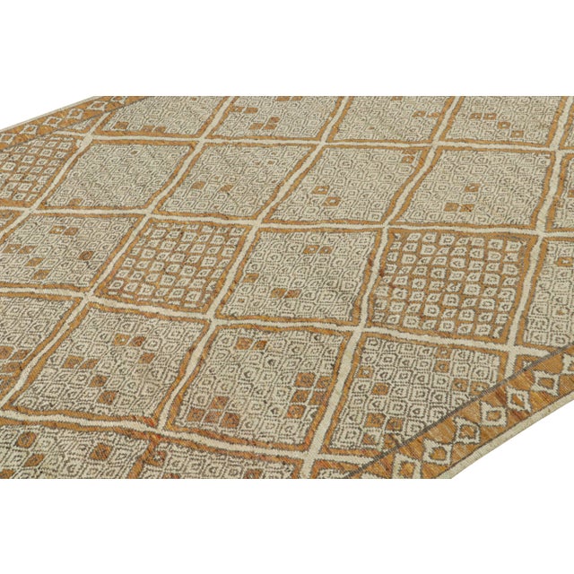 Looking for a custom size? For more information on customization capabilities, please reach out to custom@chairish.com....