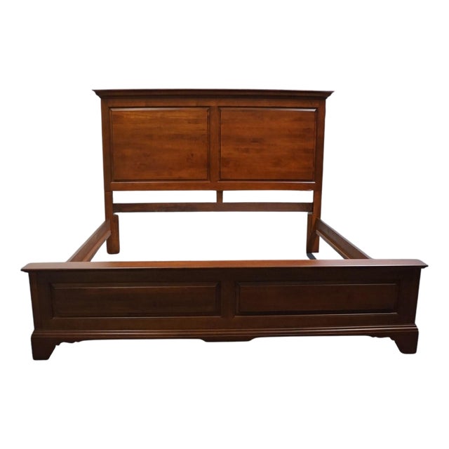 Kincaid Furniture Early American Traditional Style King Size Bed W. Cherry Finish 79-132 For Sale