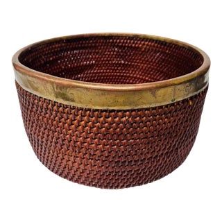 Large Vintage Woven Rattan Basket With Brass Rim, Round Cachepot or Decorative Floor Basket For Sale
