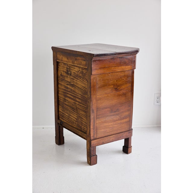 Neoclassical 19th Century Italian Walnut Commode, Neoclassical Design, Brass Knobs For Sale - Image 3 of 17