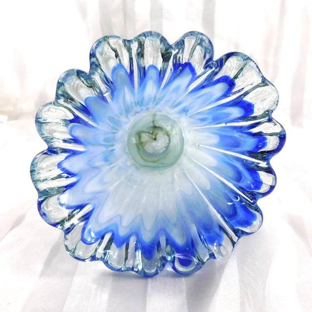 Contemporary 1970s Blue and White Unmarked Art Glass Vase For Sale - Image 3 of 3