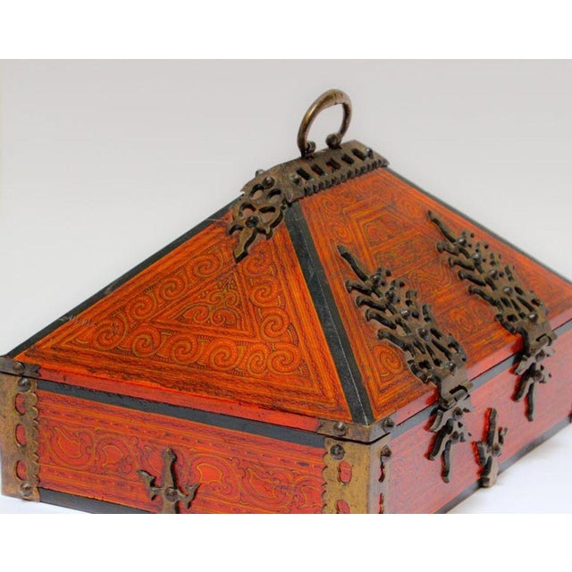 Mid 20th Century South Indian Netturpetti Jewelry Box, Teak & Brass, Circa 1950 For Sale - Image 5 of 18